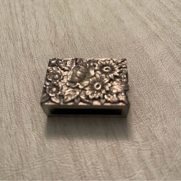 1930’s Vintage Kirk & Sons Sterling silver 925 repousse match box - Picture 8 of 12